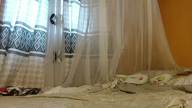 Snapshot of titi_fiesta chatting on 10-12-25, 05:17 titi fiesta online show from 10-12-25, 05:17