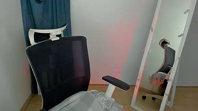 Snapshot of Sam_Mystery chatting on 01-11-26, 02:00 Sam Mystery online show from 01-11-26, 02:00