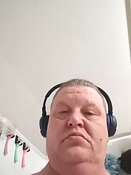 Snapshot of jrsexy83 chatting on 03-13-25, 05:00 jrsexy83 online show from 03-13-25, 05:00