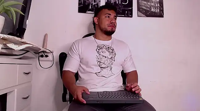 BrianMalonee online show from 01-28-25, 01:38