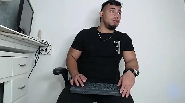 BrianMalonee online show from 02-17-25, 02:26