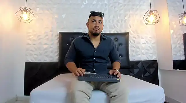 BrianMalonee online show from 02-24-25, 02:15