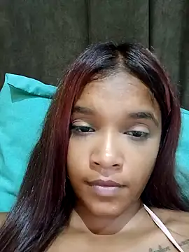 Snapshot of Indianqueen03 chatting on 01-20-25, 07:35 Indianqueen03 online show from 01-20-25, 07:35