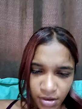 Snapshot of Indianqueen03 chatting on 01-21-25, 02:15 Indianqueen03 online show from 01-21-25, 02:15