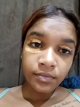 Snapshot of Indianqueen03 chatting on 02-06-25, 06:46 Indianqueen03 online show from 02-06-25, 06:46