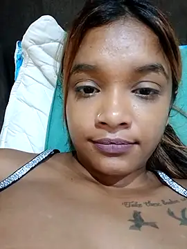 Snapshot of Indianqueen03 chatting on 02-27-25, 05:04 Indianqueen03 online show from 02-27-25, 05:04