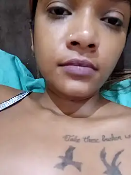 Snapshot of Indianqueen03 chatting on 02-27-25, 09:04 Indianqueen03 online show from 02-27-25, 09:04