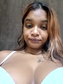 Snapshot of Indianqueen03 chatting on 03-01-25, 05:27 Indianqueen03 online show from 03-01-25, 05:27