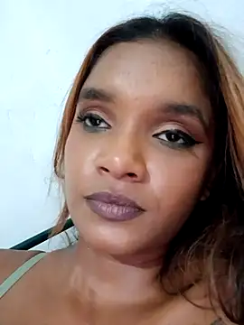 Snapshot of Indianqueen03 chatting on 03-21-25, 08:08 Indianqueen03 online show from 03-21-25, 08:08