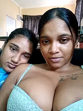 Snapshot of Indianqueen03 chatting on 10-24-25, 08:55 Indianqueen03 online show from 10-24-25, 08:55