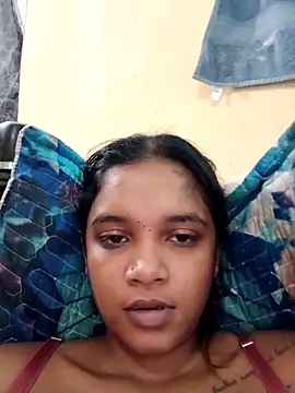 Snapshot of Indianqueen03 chatting on 11-29-25, 11:24 Indianqueen03 online show from 11-29-25, 11:24