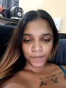 Snapshot of Indianqueen03 chatting on 12-19-25, 04:36 Indianqueen03 online show from 12-19-25, 04:36