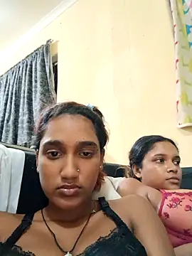 Snapshot of Indianqueen03 chatting on 02-25-26, 07:12 Indianqueen03 online show from 02-25-26, 07:12