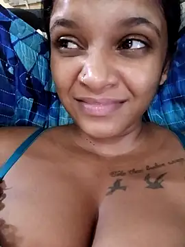 Indianqueen03 online show from 04-09-26, 06:35