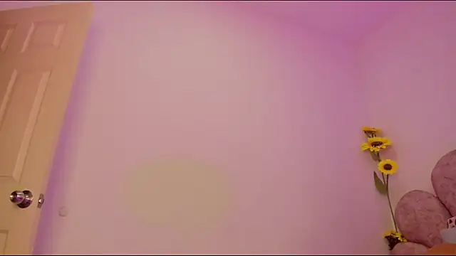 emma myers18 online show from 02-27-25, 03:47