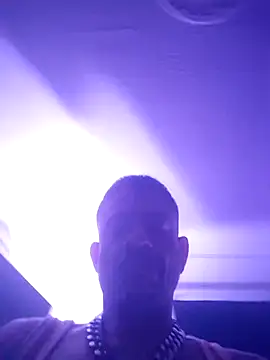 Snapshot of Tony_Torrente chatting on 12-05-25, 06:22 Tony Torrente online show from 12-05-25, 06:22