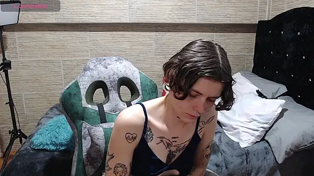 pretty cristal69 online show from 02-28-25, 04:21