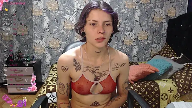 Snapshot of pretty_cristal69 chatting on 05-02-26, 12:43 pretty cristal69 online show from 05-02-26, 12:43