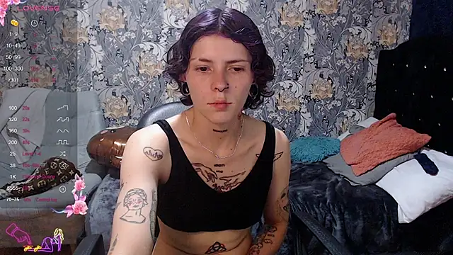 Snapshot of pretty_cristal69 chatting on 05-08-26, 12:38 pretty cristal69 online show from 05-08-26, 12:38