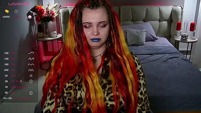 Miss Maya Mils online show from 01-29-25, 04:15