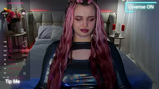 Miss Maya Mils online show from 03-12-25, 04:08