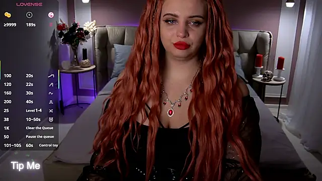 Miss Maya Mils online show from 09-22-25, 01:07