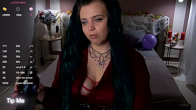 Miss Maya Mils online show from 10-29-25, 01:08