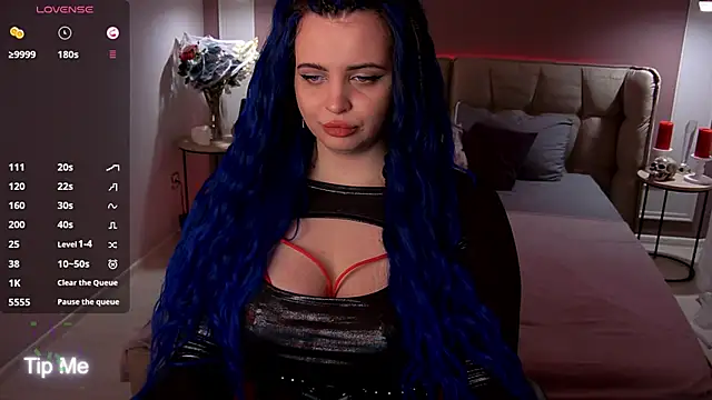 Miss Maya Mils online show from 11-13-25, 01:26