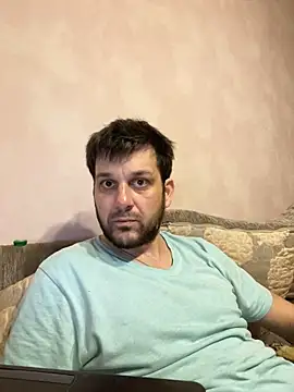 Snapshot of MaeltraJoy chatting on 01-06-25, 04:23 MaeltraJoy online show from 01-06-25, 04:23