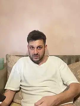 Snapshot of MaeltraJoy chatting on 01-29-25, 01:48 MaeltraJoy online show from 01-29-25, 01:48