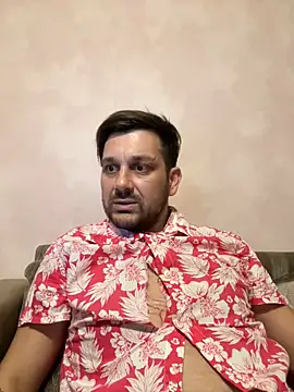 Snapshot of MaeltraJoy chatting on 09-26-25, 05:06 MaeltraJoy online show from 09-26-25, 05:06