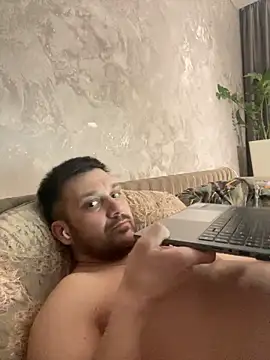 Snapshot of MaeltraJoy chatting on 03-30-26, 09:05 MaeltraJoy online show from 03-30-26, 09:05