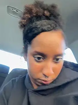 Your Paris online show from 03-10-25, 08:56