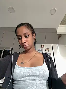 Your Paris online show from 11-24-25, 05:45