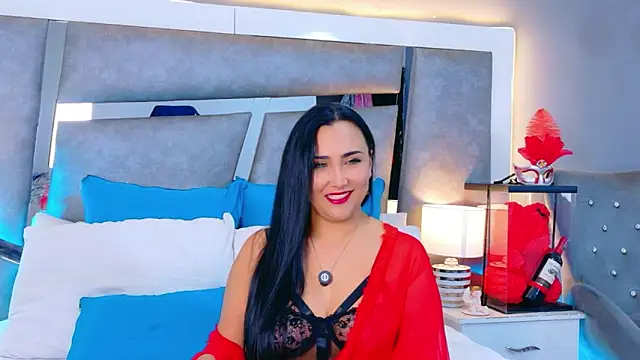 Evangeline Taylorr online show from 10-18-25, 07:36