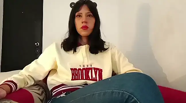 lucydreamm online show from 12-22-24, 08:58