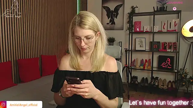 Snapshot of Amitiel_Angel chatting on 06-02-26, 07:05 Amitiel Angel online show from 06-02-26, 07:05