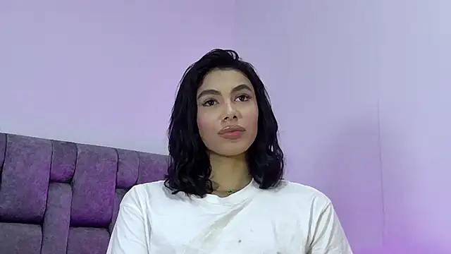 Snapshot of IsabelleFoxx_ chatting on 12-06-24, 11:00 IsabelleFoxx online show from 12-06-24, 11:00