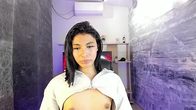 Snapshot of IsabelleFoxx_ chatting on 01-18-25, 08:41 IsabelleFoxx online show from 01-18-25, 08:41