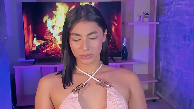 Snapshot of IsabelleFoxx_ chatting on 02-22-25, 07:12 IsabelleFoxx online show from 02-22-25, 07:12
