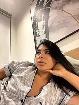 IsabelleFoxx  online show from 11-12-25, 04:35