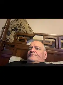 Snapshot of Frank_G60 chatting on 06-05-26, 05:14 Frank G60 online show from 06-05-26, 05:14