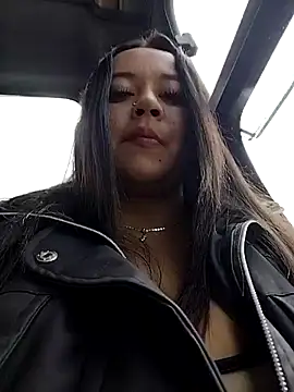 Snapshot of Cristal__04 chatting on 06-28-26, 03:29 Cristal 04 online show from 06-28-26, 03:29