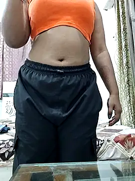 Snapshot of MohiniHott chatting on 09-24-25, 05:22 MohiniHott online show from 09-24-25, 05:22