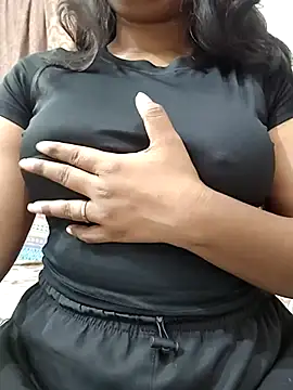 MohiniHott online show from 06-15-26, 04:47