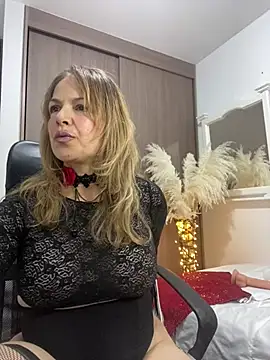 Snapshot of Leyna_liu chatting on 02-03-25, 12:58 Leyna liu online show from 02-03-25, 12:58