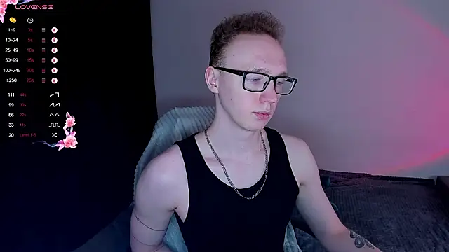 Snapshot of Alex_silents chatting on 01-16-26, 12:53 Alex silents online show from 01-16-26, 12:53