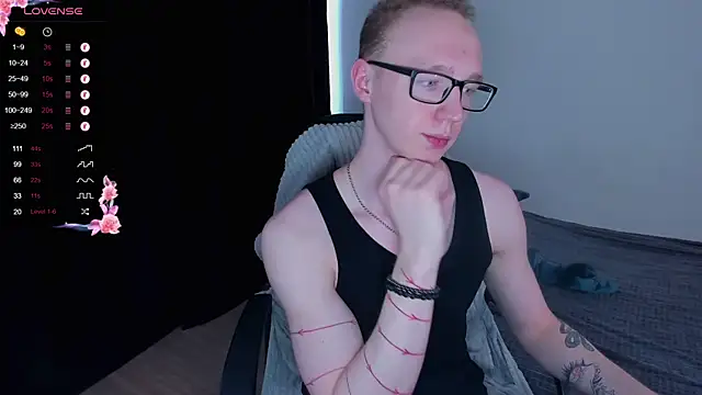 Snapshot of Alex_silents chatting on 03-02-26, 07:26 Alex silents online show from 03-02-26, 07:26