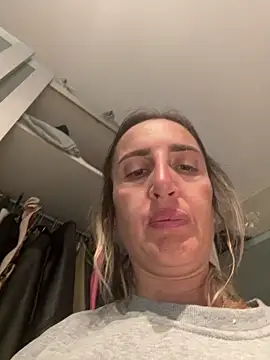 casalinga88 online show from 09-27-25, 01:16