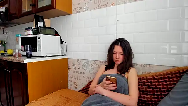 Snapshot of Adela_Vetta chatting on 03-02-25, 11:39 Adela Vetta online show from 03-02-25, 11:39